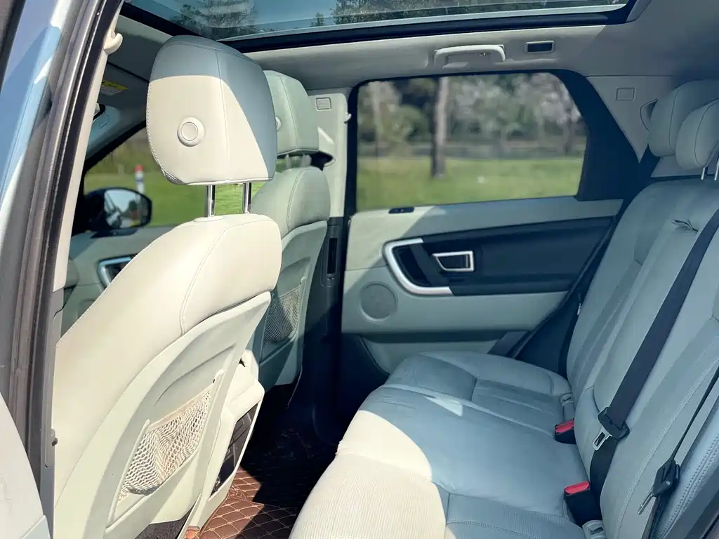 Land Rover Discovery Sport 2016 — фото 14