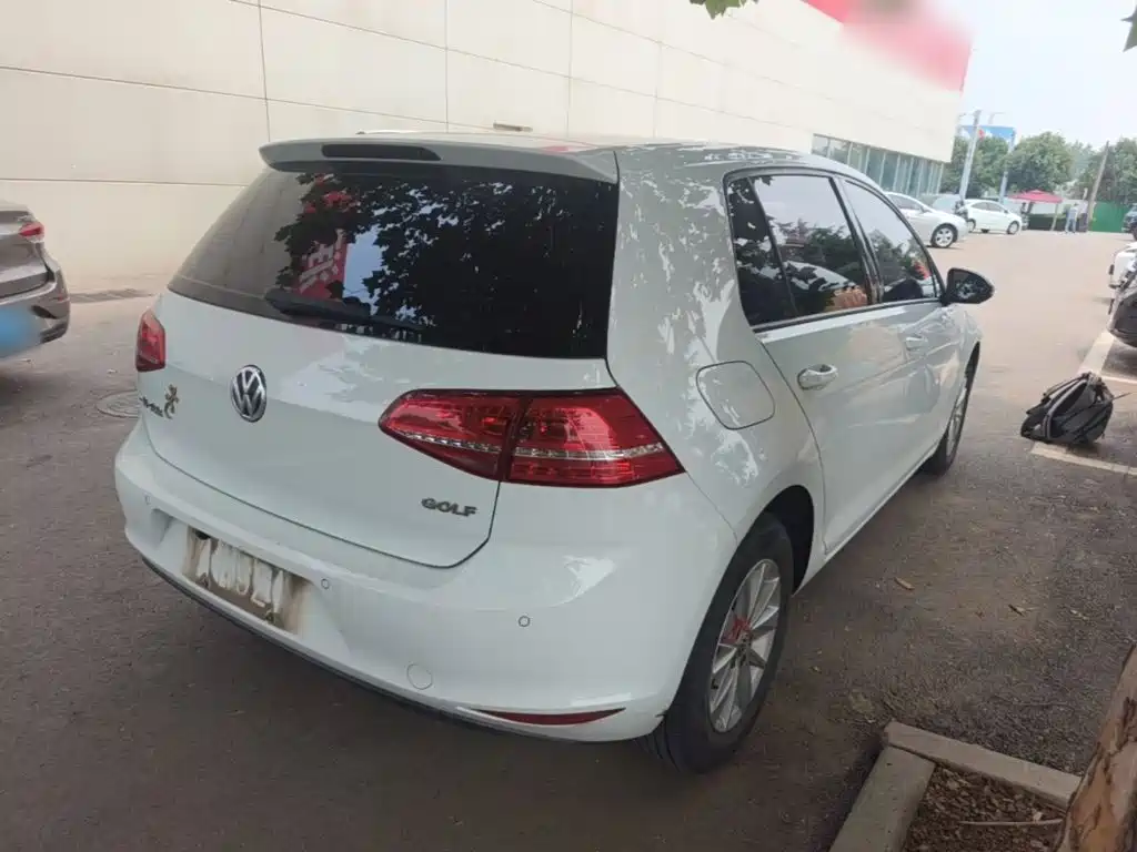 Volkswagen Golf 2016