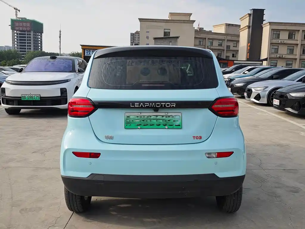 Leapmotor Zero Running T03 2025
