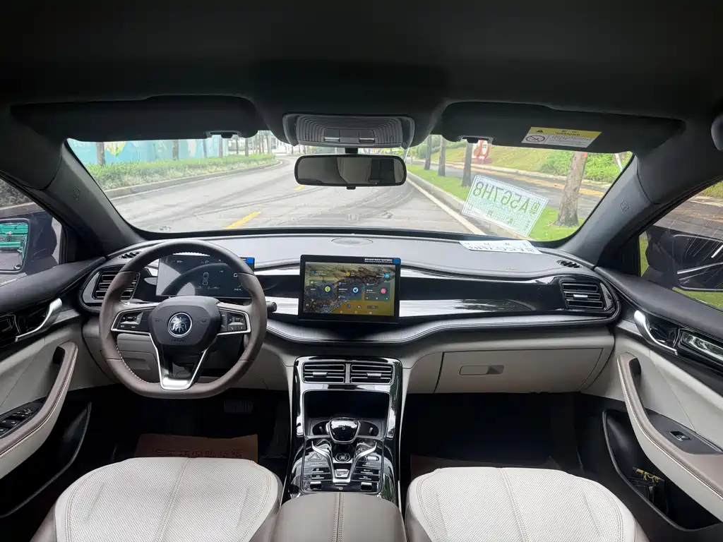 BYD Qin PLUS 2023 — фото 8