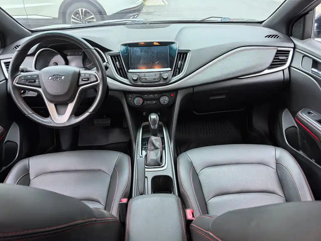 Chevrolet Monza 2019 — фото 12