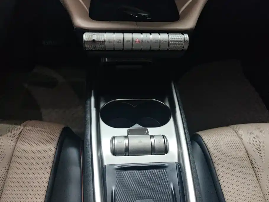 BYD Dolphin 2023 — фото 16