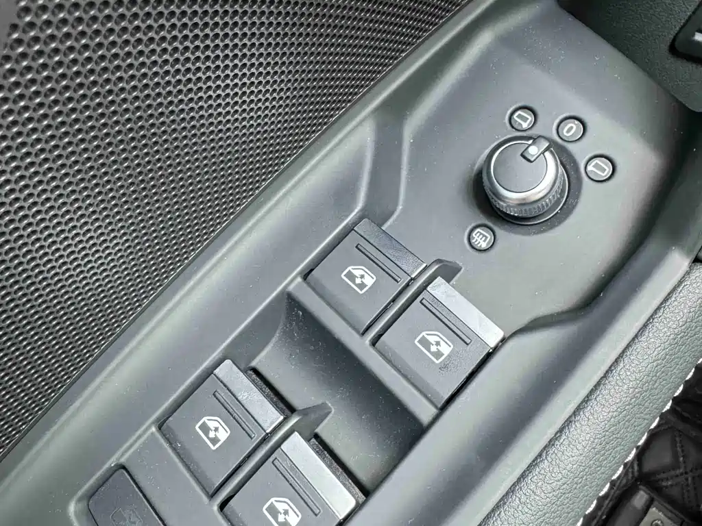 Audi A3 2023 — фото 27