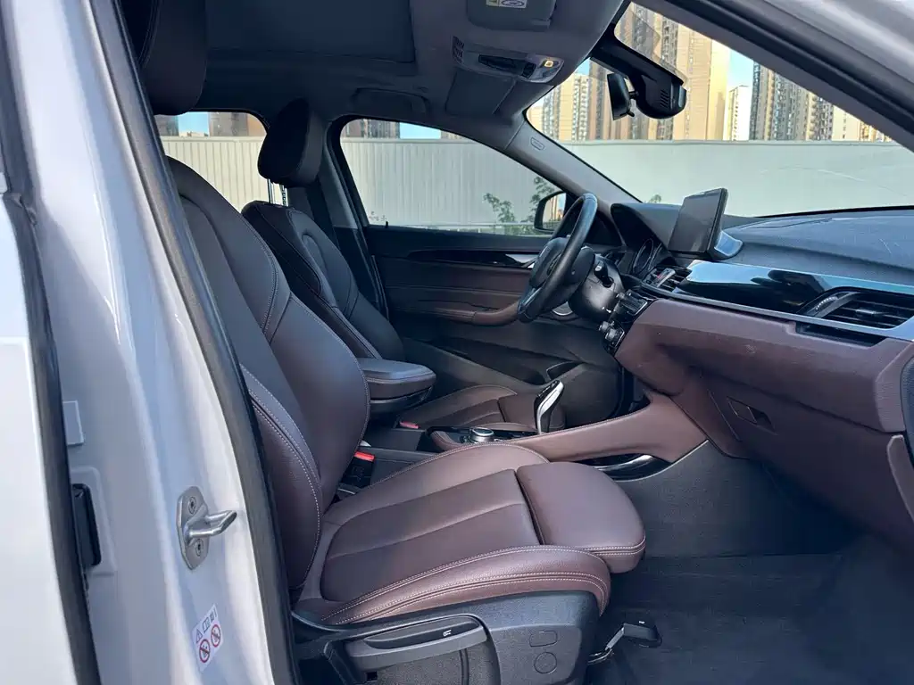 BMW X2 2021 — фото 19