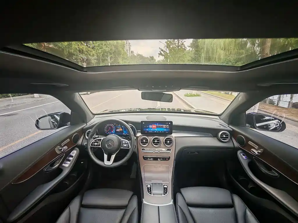 Mercedes-Benz GLC 2020 — фото 12