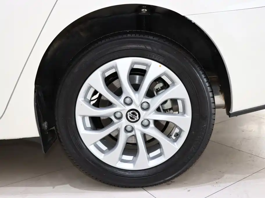 Nissan Sylphy 2025 — фото 20