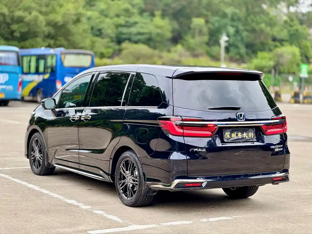 Honda Odyssey 2022 — фото 17