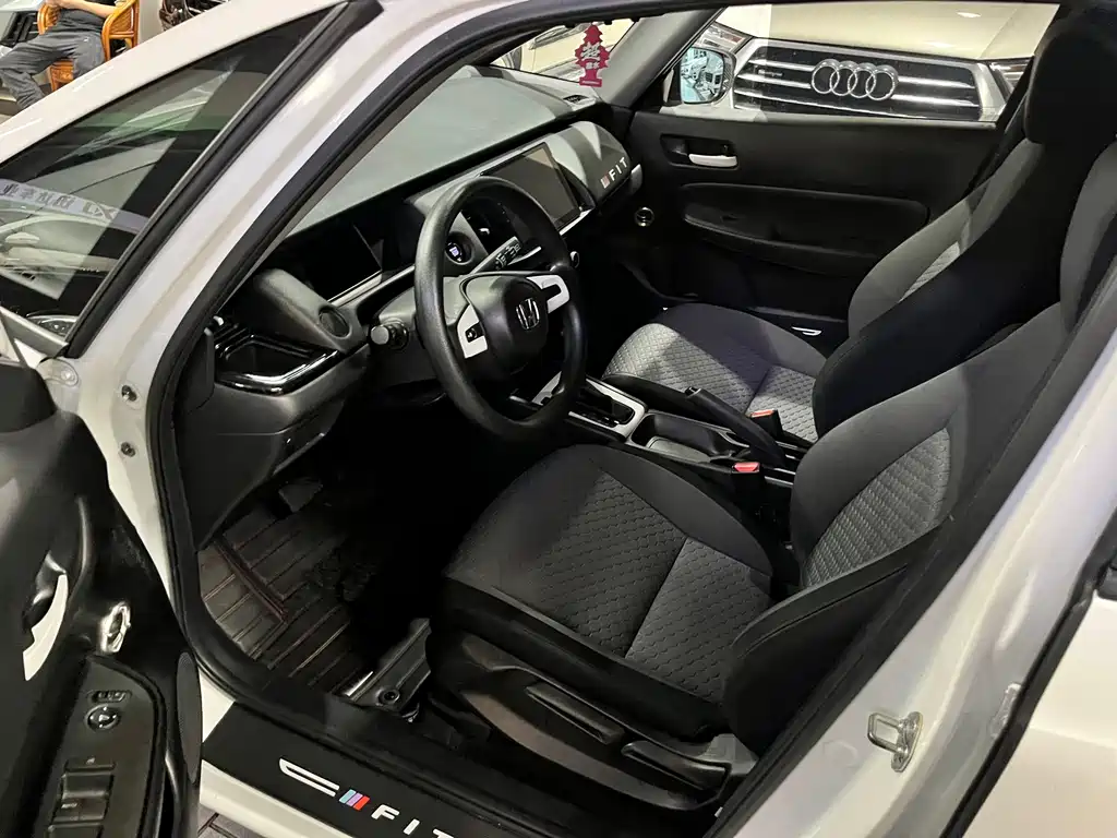 Honda Fit 2022 — фото 9