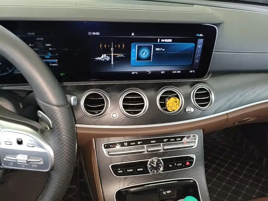Mercedes-Benz E-Class 2019 — фото 13