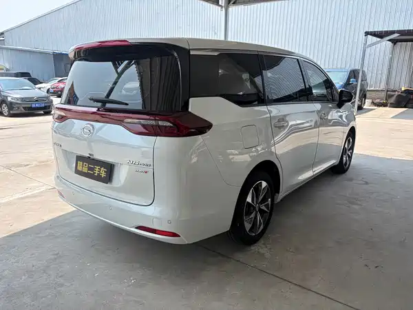 GAC Trumpchi M6 2023