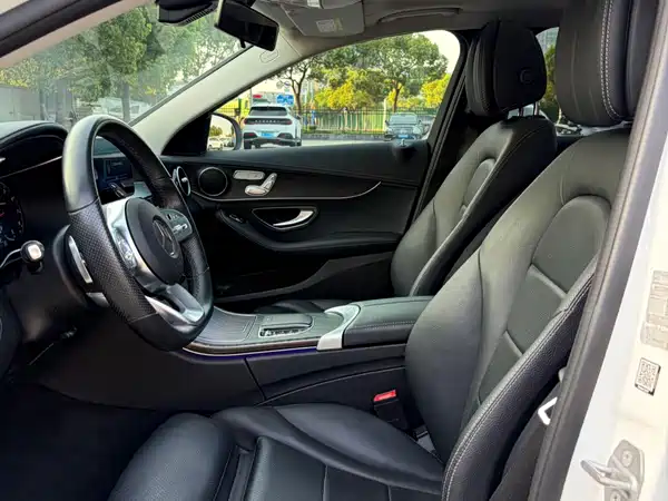 Mercedes-Benz C-Class 2021