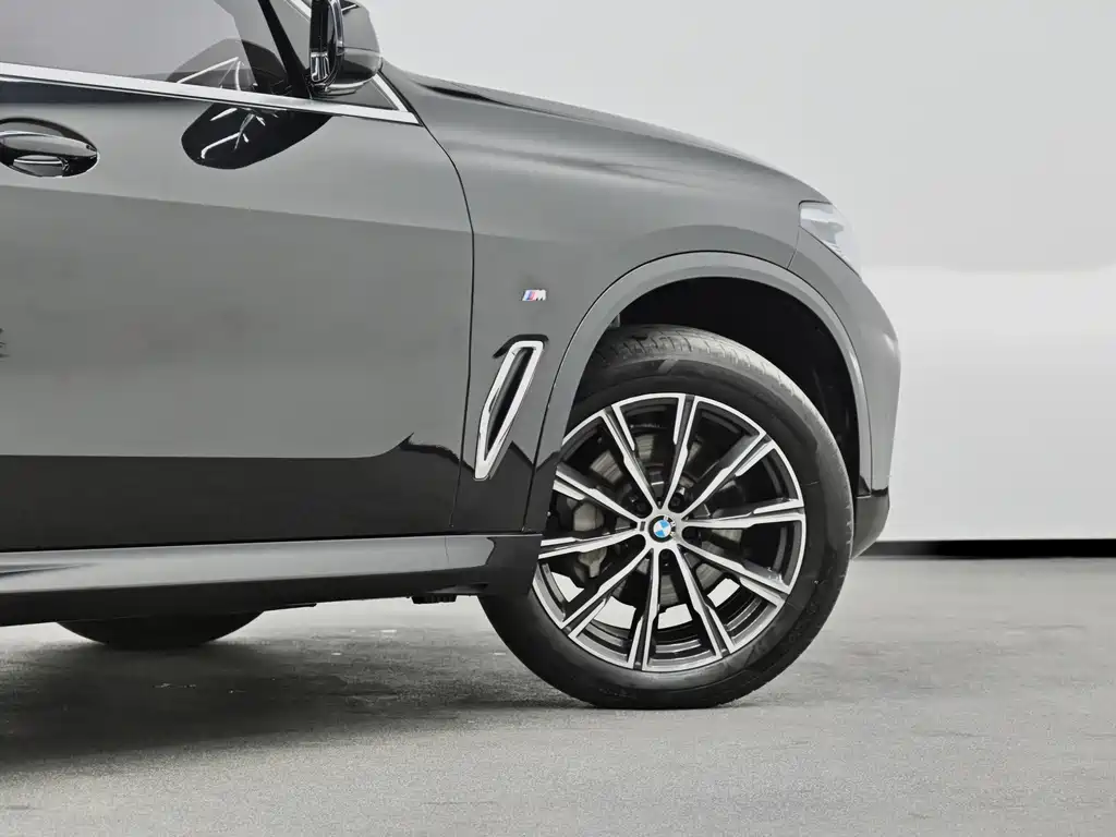 BMW X5 2022 — фото 32