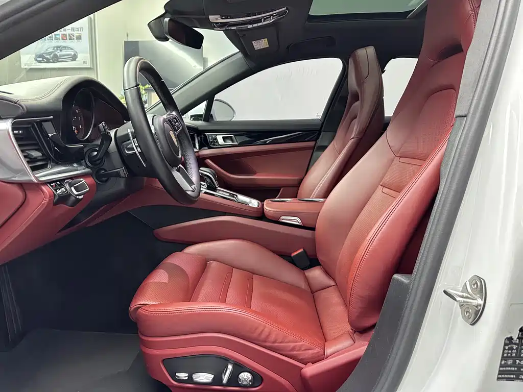 Porsche Panamera 2019 — фото 9