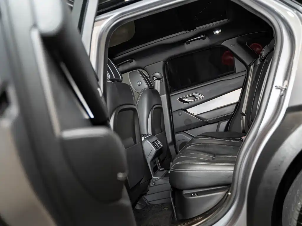 Land Rover Velar 2020 — фото 23