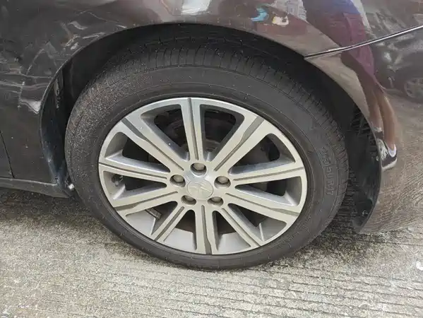 Peugeot 408 2015