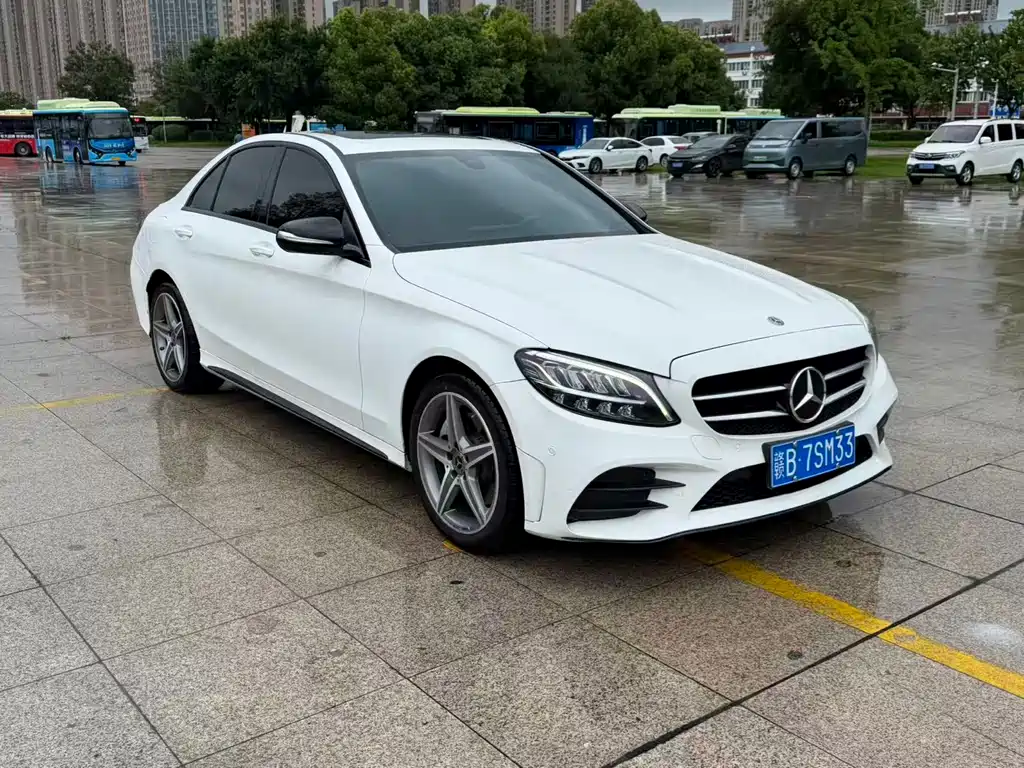 Mercedes-Benz C-Class 2020