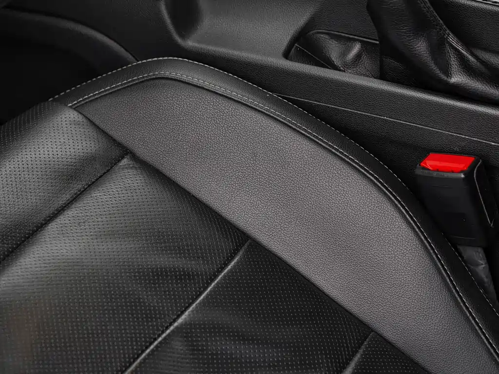 Ford Mustang 2016 — фото 26