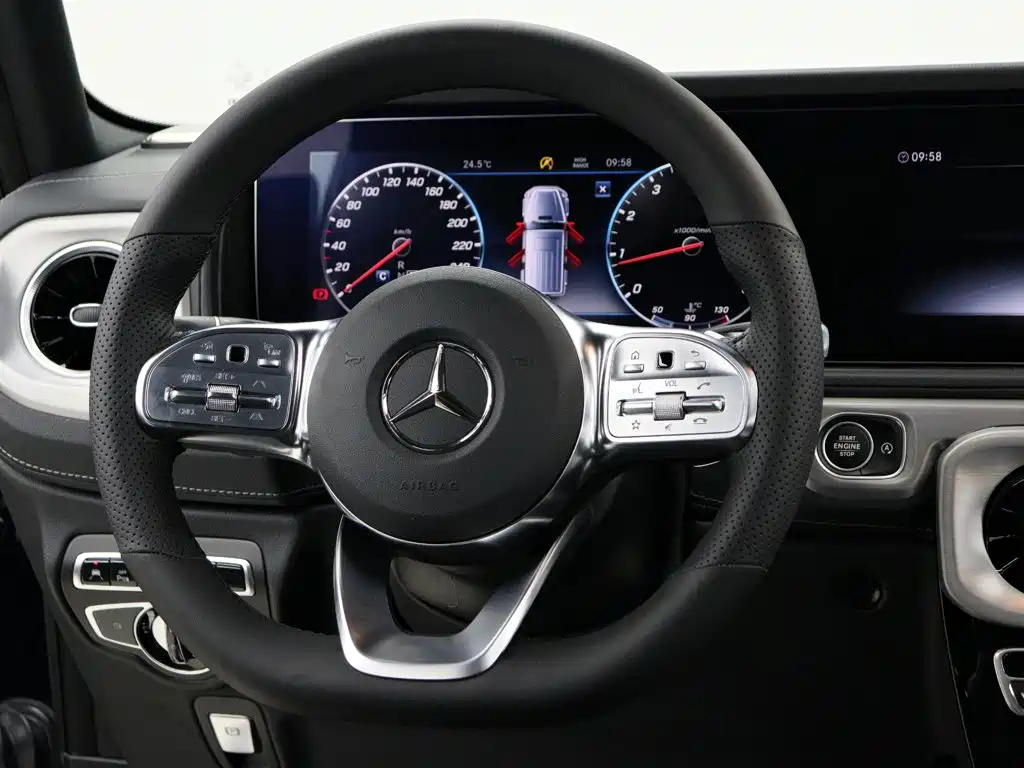 Mercedes-Benz G-Class 2024 — фото 14