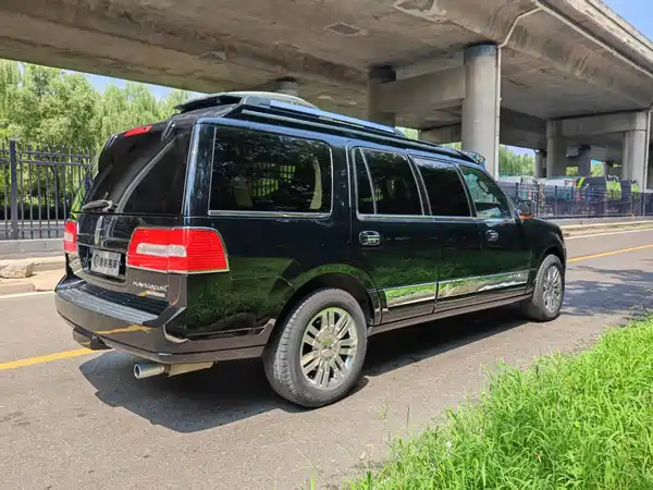 Lincoln Navigator 2013