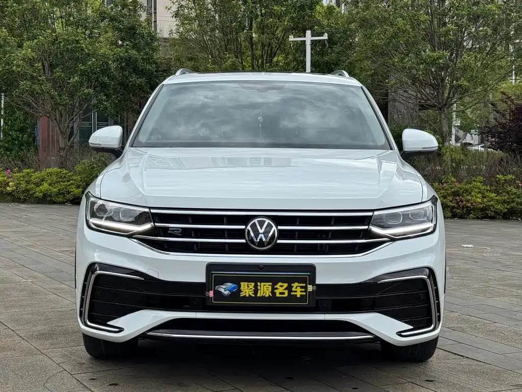 Volkswagen Tiguan L 2024