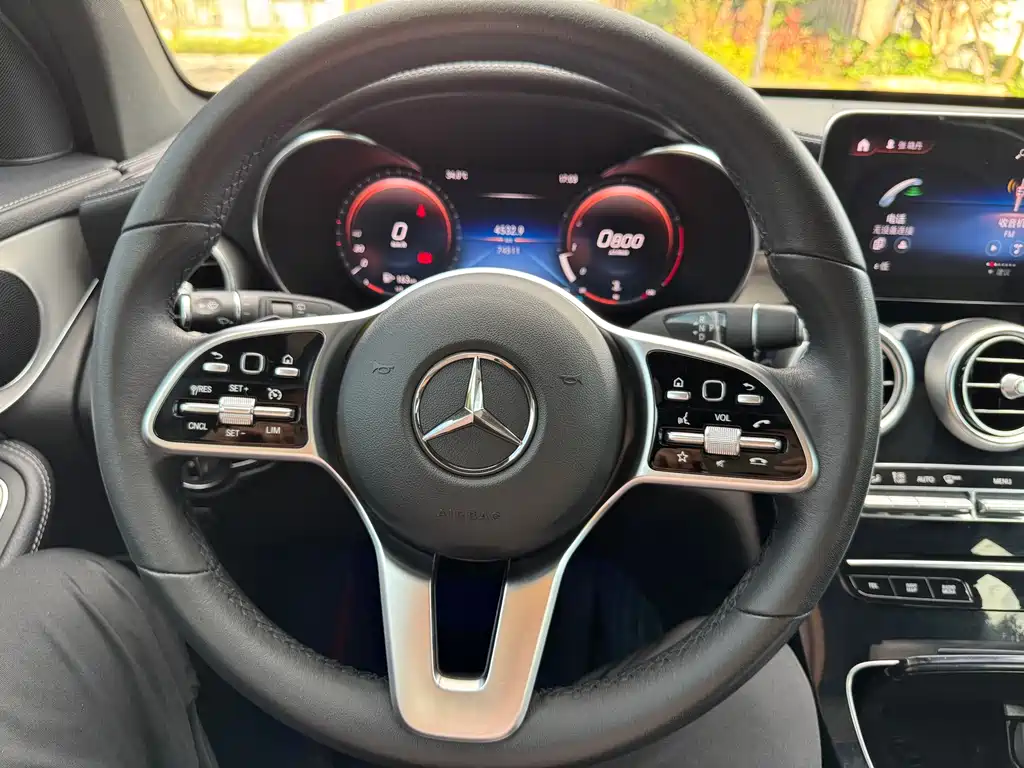 Mercedes-Benz GLC 2021 — фото 27