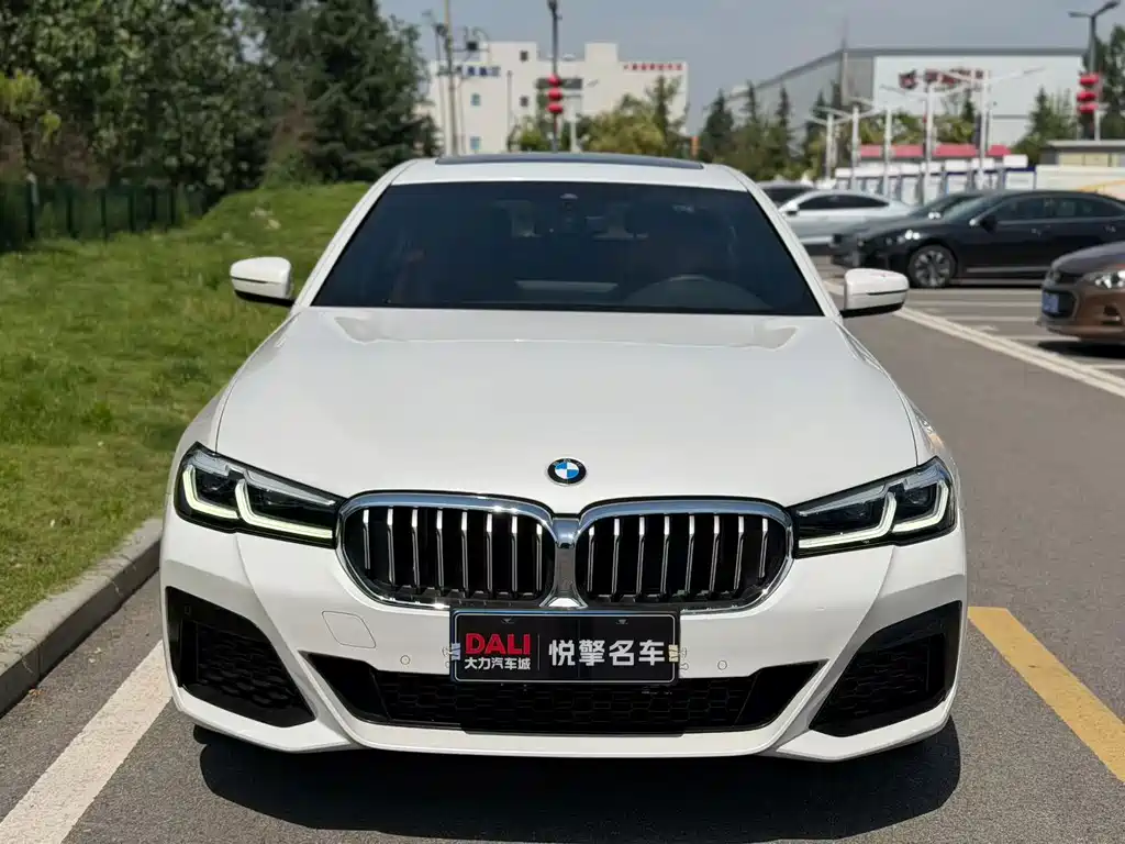 BMW 5 Series 2022
