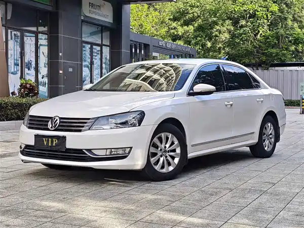 Volkswagen Passat 2011