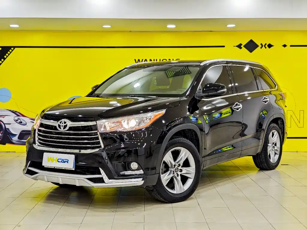 Toyota Highlander 2018 — фото 1