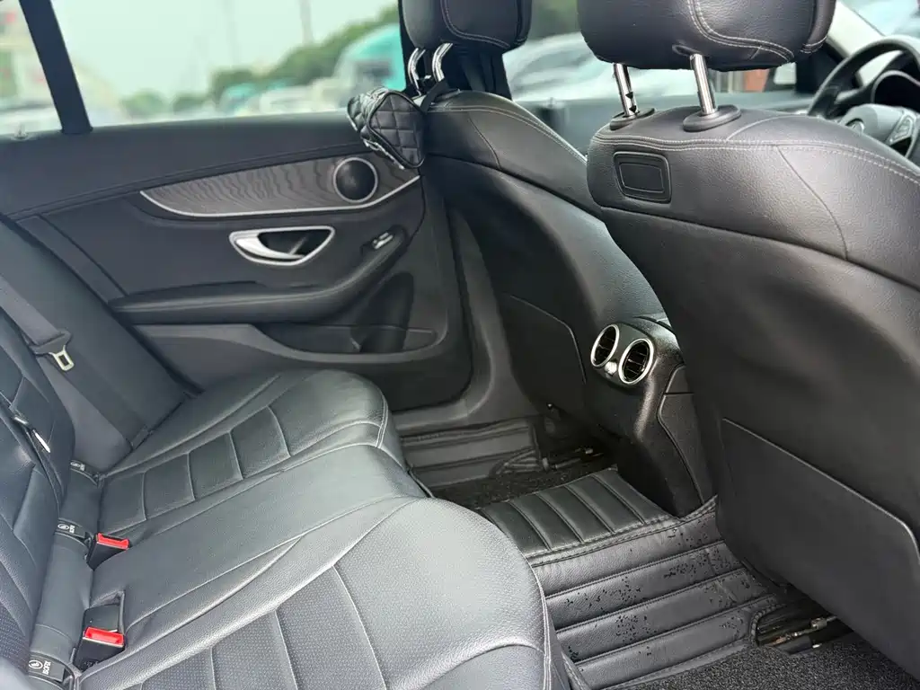 Mercedes-Benz C-Class 2018 — фото 13