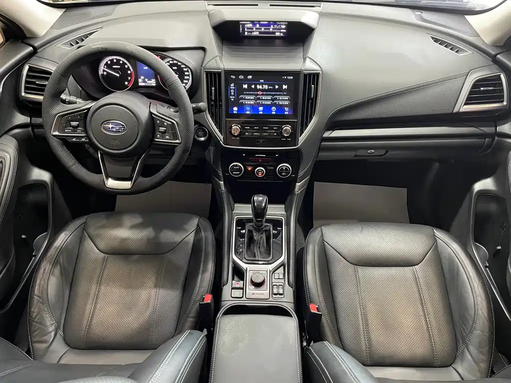 Subaru Forester 2019 — фото 12