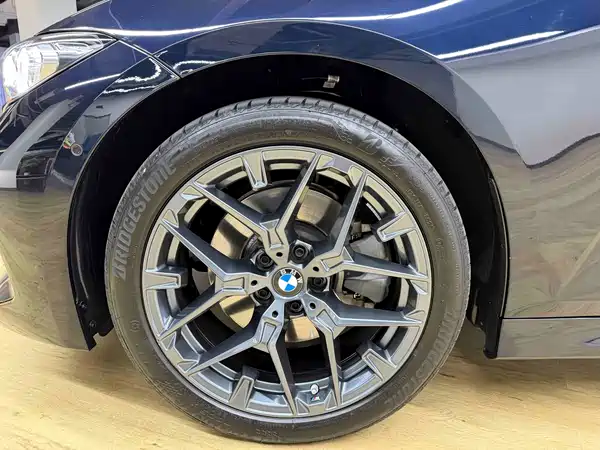 BMW 3 Series 2025