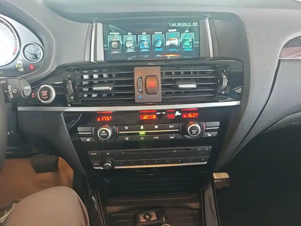 BMW X3 2018 — фото 13