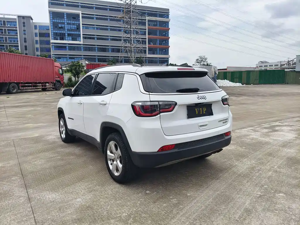 Jeep Compass 2019 — фото 6
