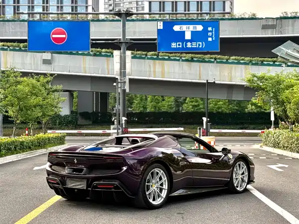 Ferrari 296 2022