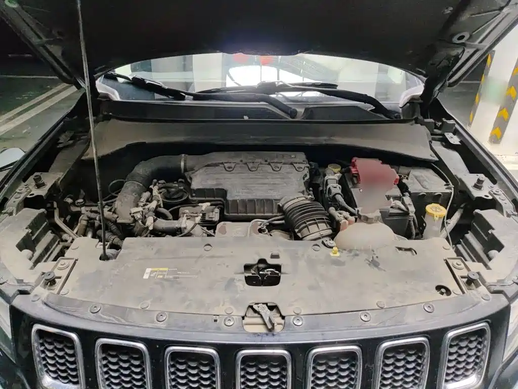 Jeep Compass 2020 — фото 11