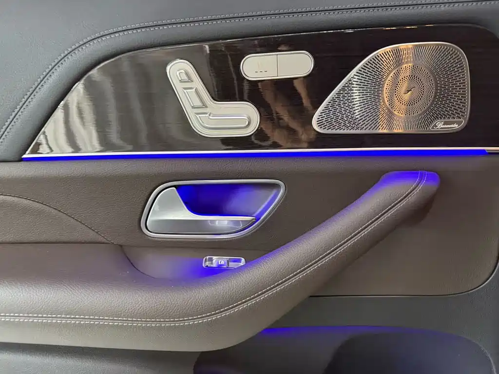 Mercedes-Benz GLS 2023 — фото 10