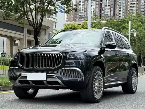 Mercedes-Benz GLS 2023
