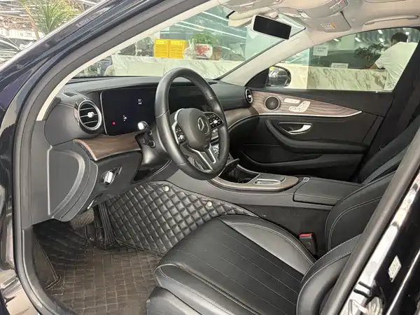 Mercedes-Benz E-Class 2020