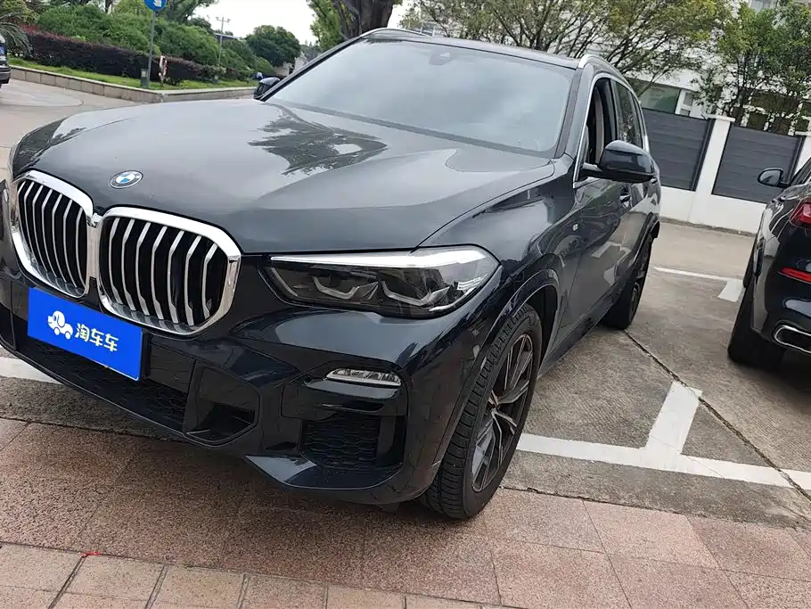 BMW X5 2021