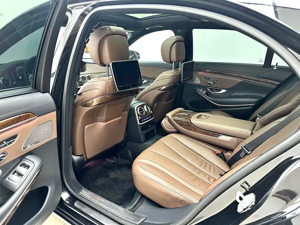 Mercedes-Benz S-Class 2015 — фото 12