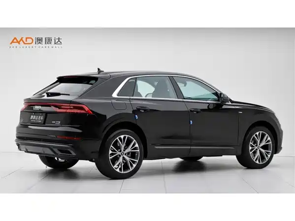 Audi Q8 2023