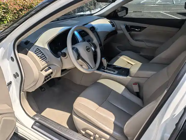 Nissan Teana 2016