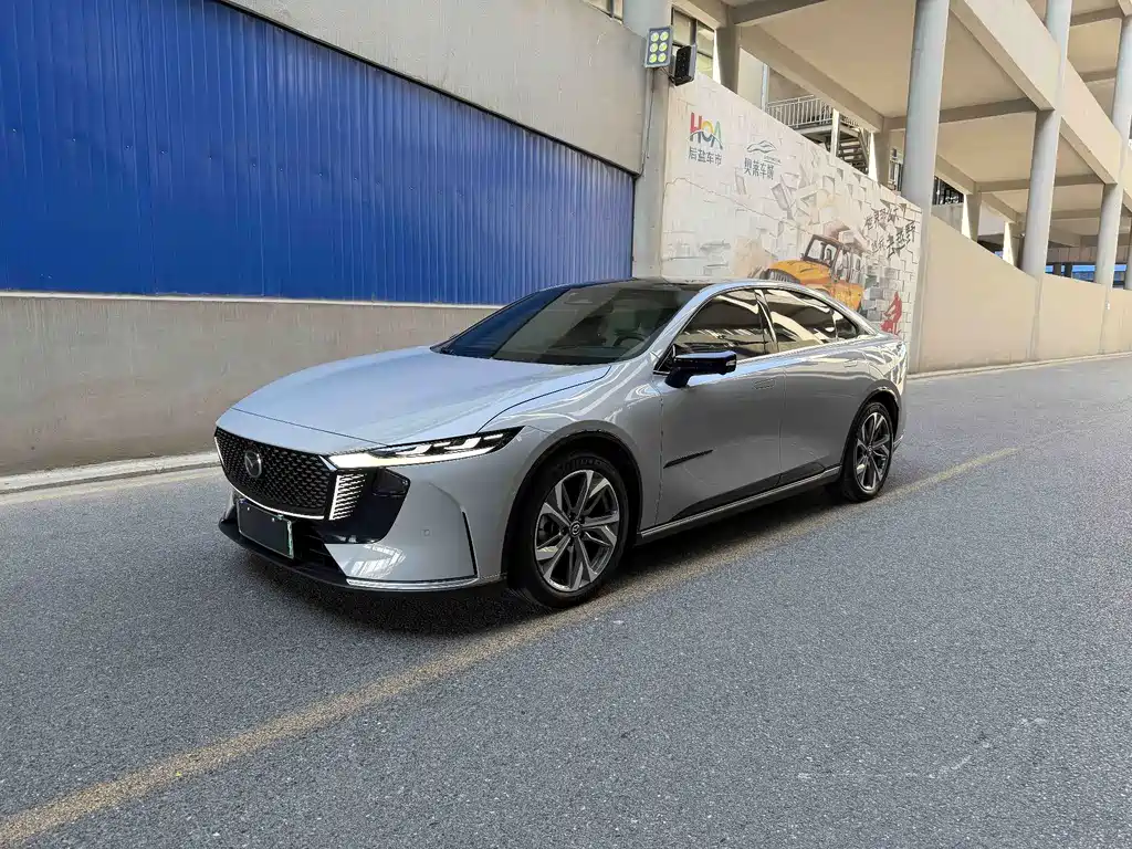 Mazda EZ-6 2025