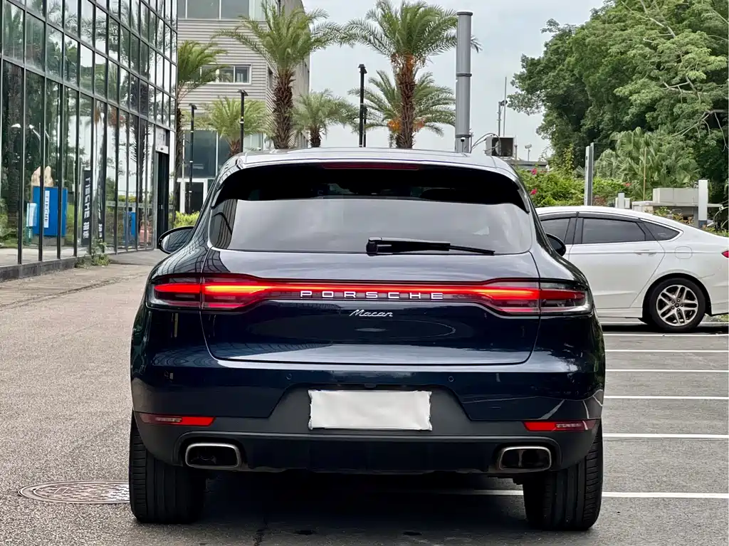 Porsche Macan 2020 — фото 14
