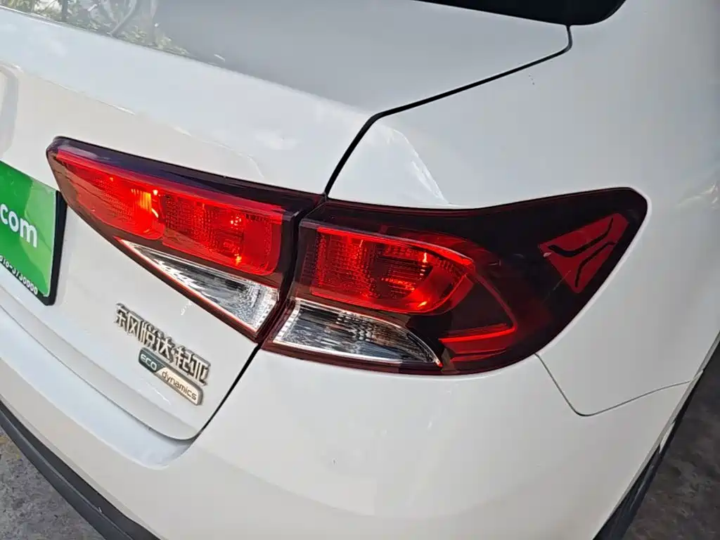 Kia Forte 2021 — фото 8