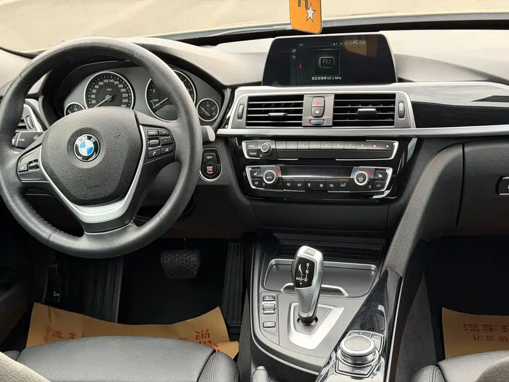 BMW 3 Series GT 2019 — фото 11