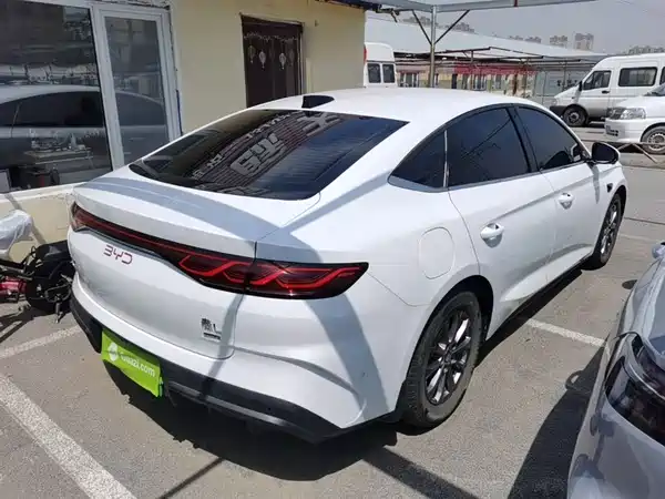 BYD Qin L 2025