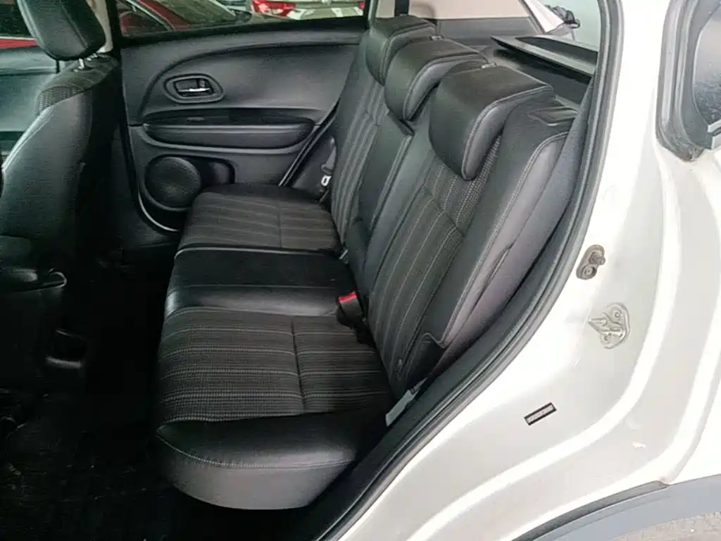 Honda Vezel 2015 — фото 17