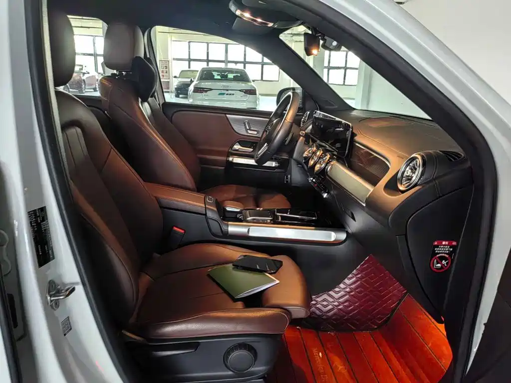 Mercedes-Benz GLB 2020 — фото 11