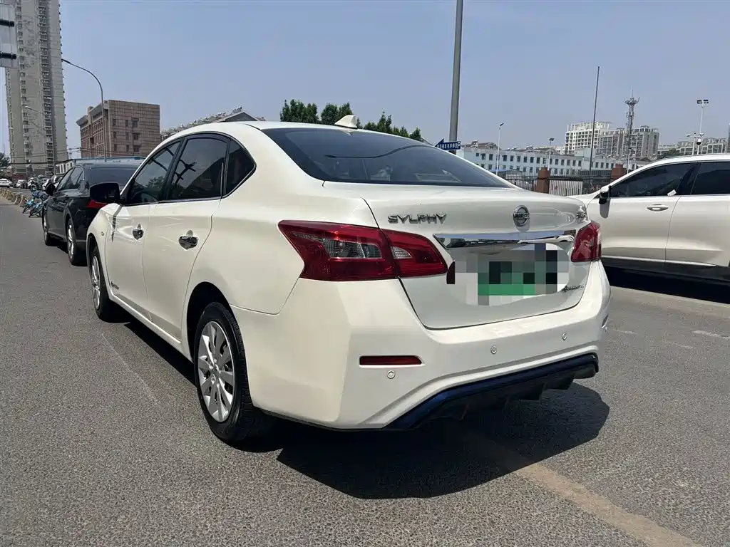 Nissan Sylphy EV 2018 — фото 7